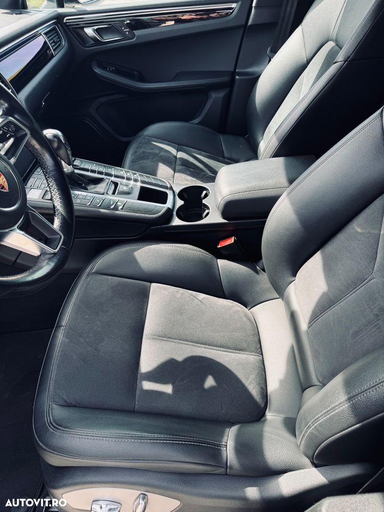 Porsche Macan - 21