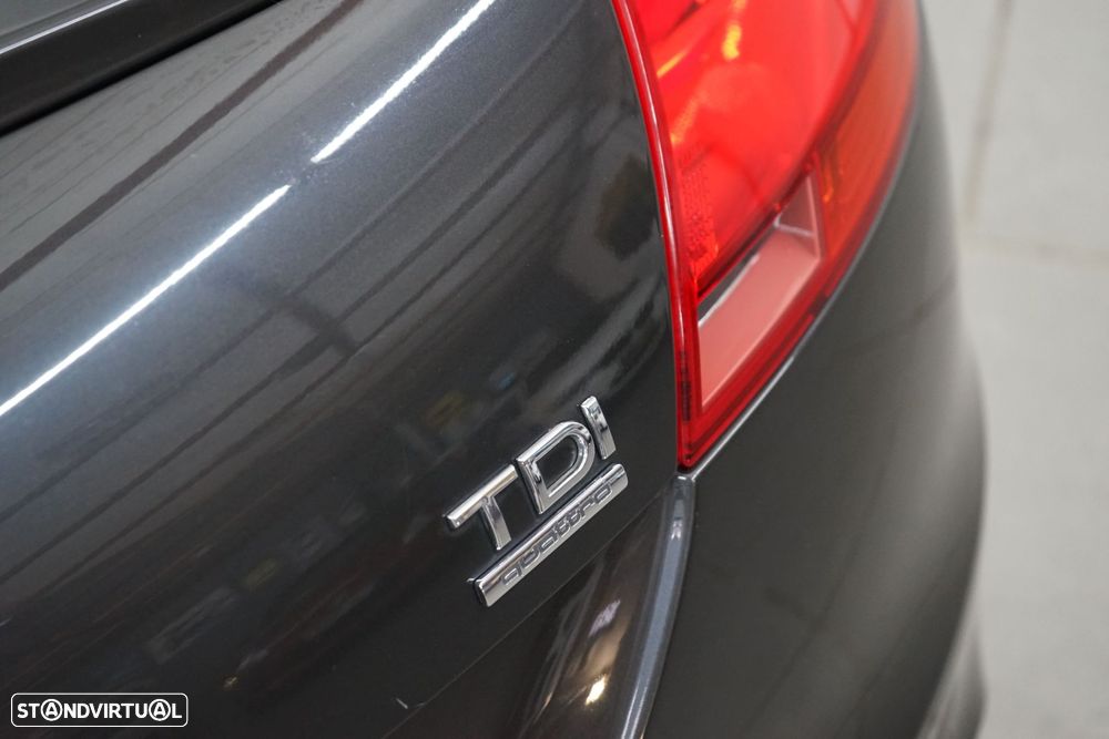 Audi TT Roadster 2.0 TDi - 18