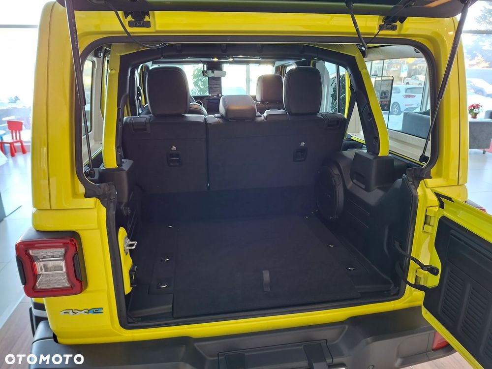 Jeep Wrangler - 9