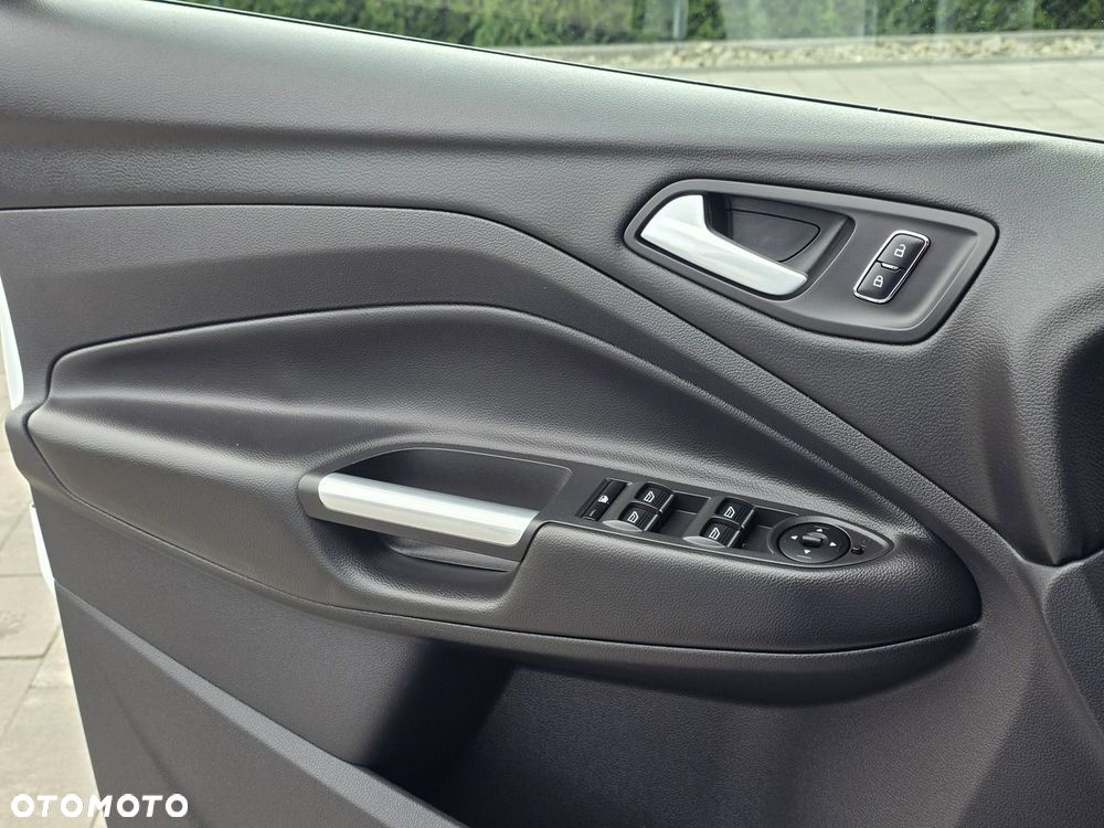 Ford Kuga 2.0 TDCi 2x4 SYNC - 22