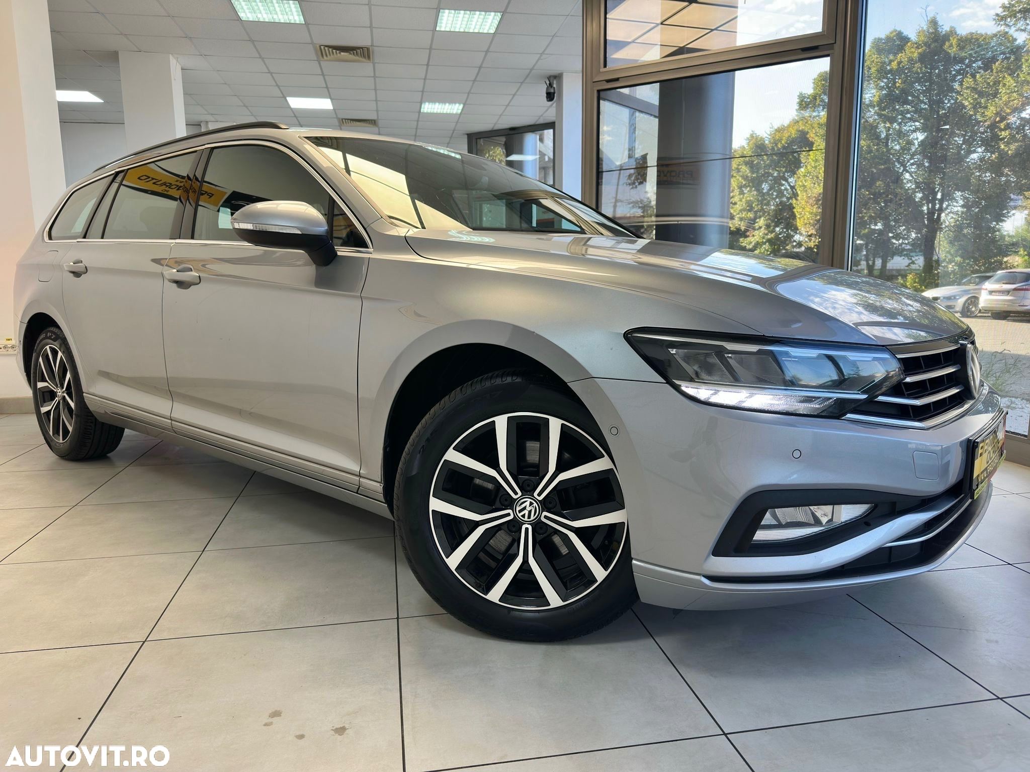 Volkswagen Passat Variant 2.0 TDI DSG Highline - 1