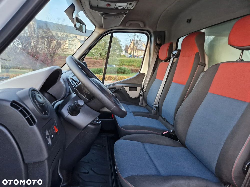 Renault Master - 24