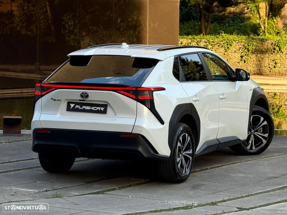 Toyota bZ4X 71,4 kWh Lounge - 35
