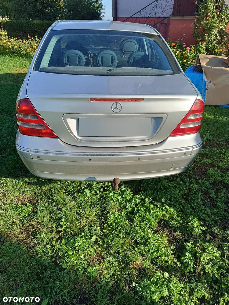 Mercedes-Benz Klasa C - 12