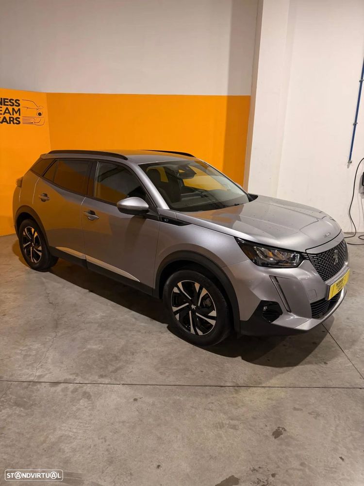 Peugeot e-2008 50 kWh Allure - 3