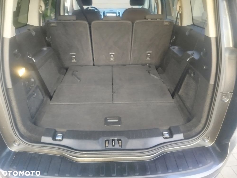 Ford Galaxy 2.0 TDCi Titanium - 22