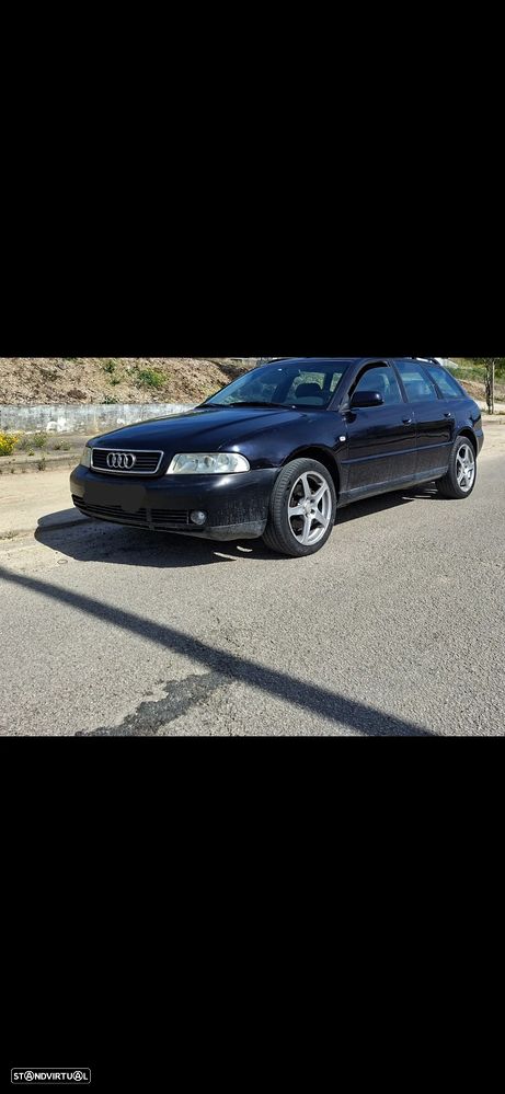 Audi A4 1.6 Ambiente - 1