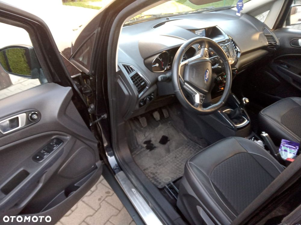 Ford EcoSport - 11