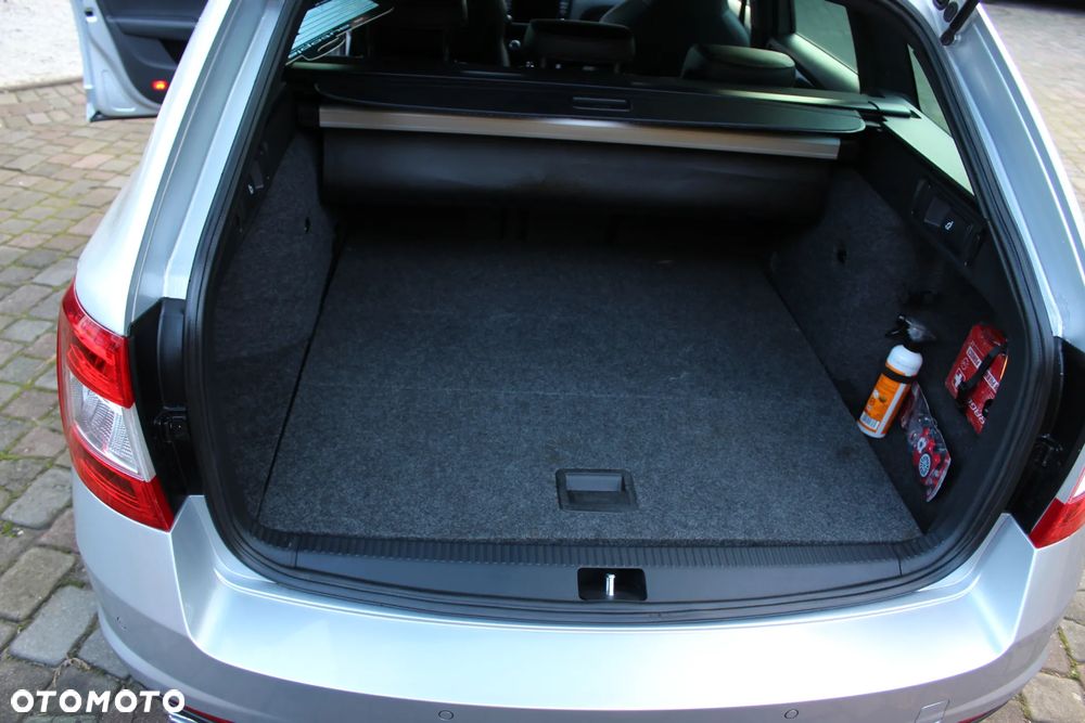 Skoda Octavia 2.0 TDI (Green tec) RS - 22