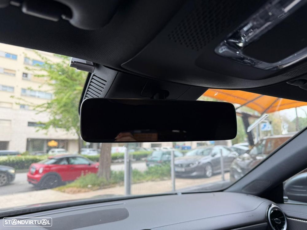 Mercedes-Benz CLA 250 - 30