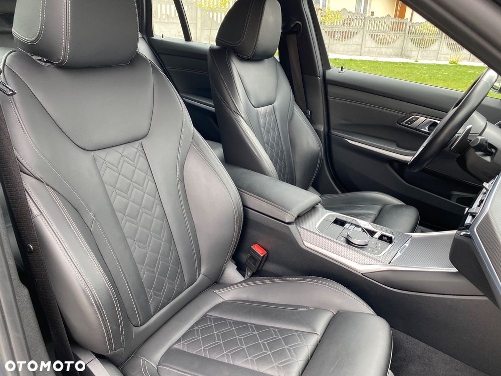 BMW Seria 3 M340d xDrive - 19