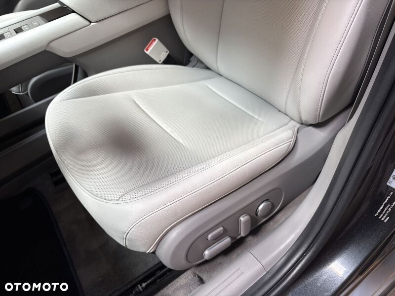 Hyundai IONIQ 6 77kWh Uniq - 12