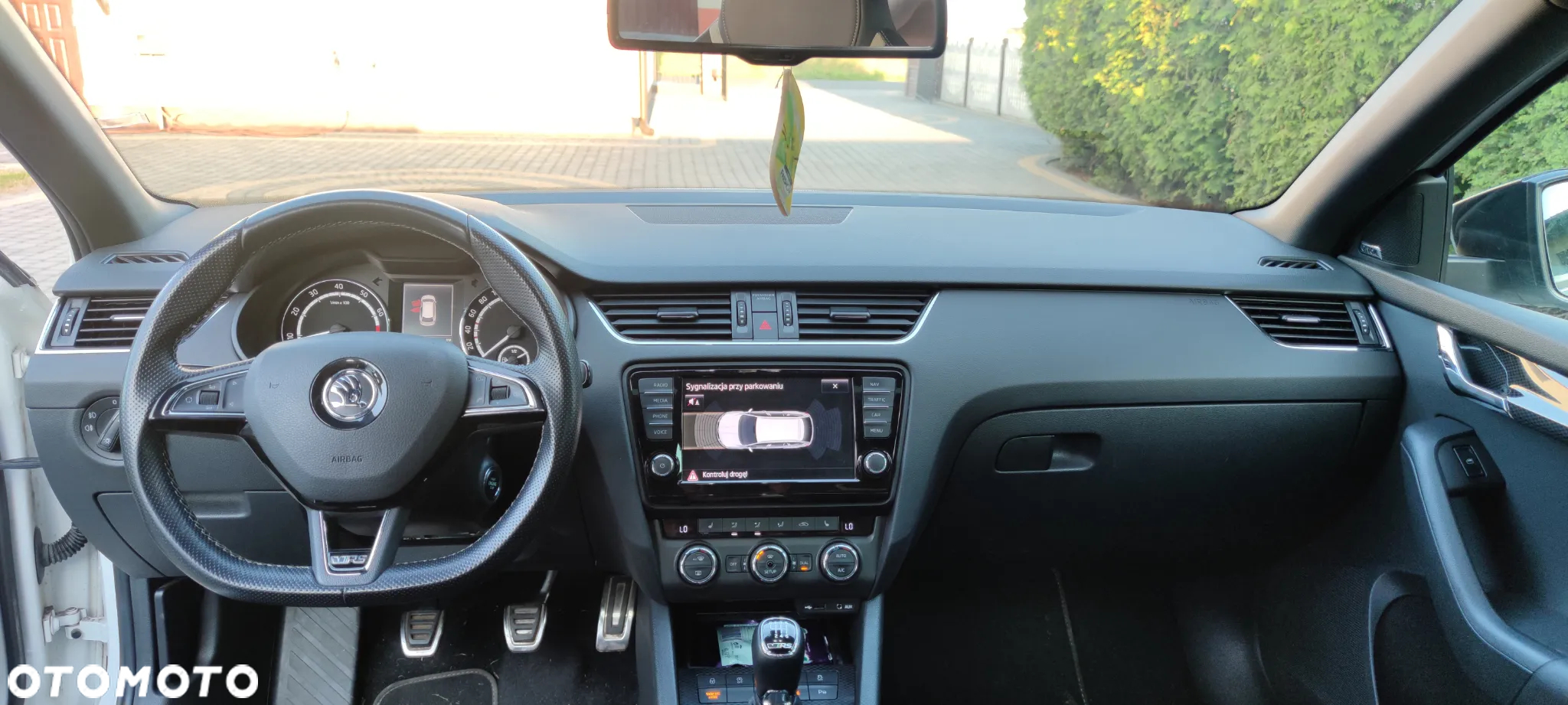 Skoda Octavia Combi 2.0 TSI (Green tec) RS - 24