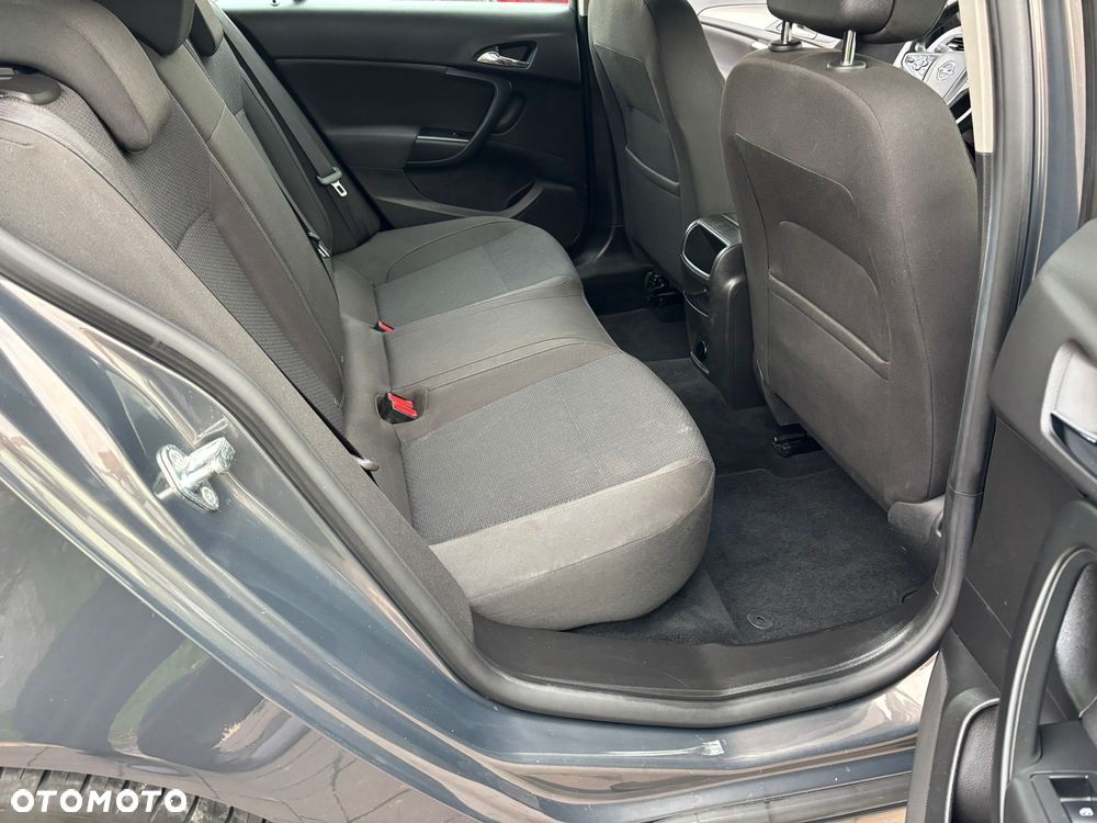 Opel Insignia 2.0 CDTI Design Edition - 25