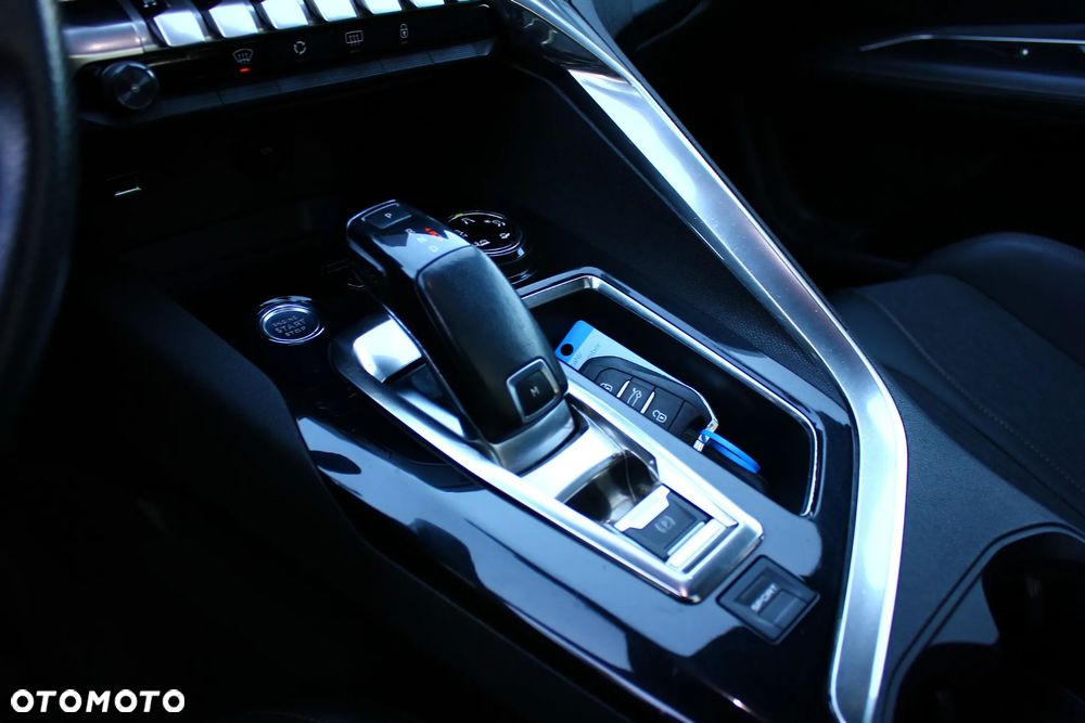 Peugeot 3008 1.5 BlueHDi GT Pack S&S EAT8 - 27