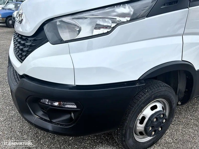 Iveco Daily 2.3 35-160 CABINE DUPLA - 9
