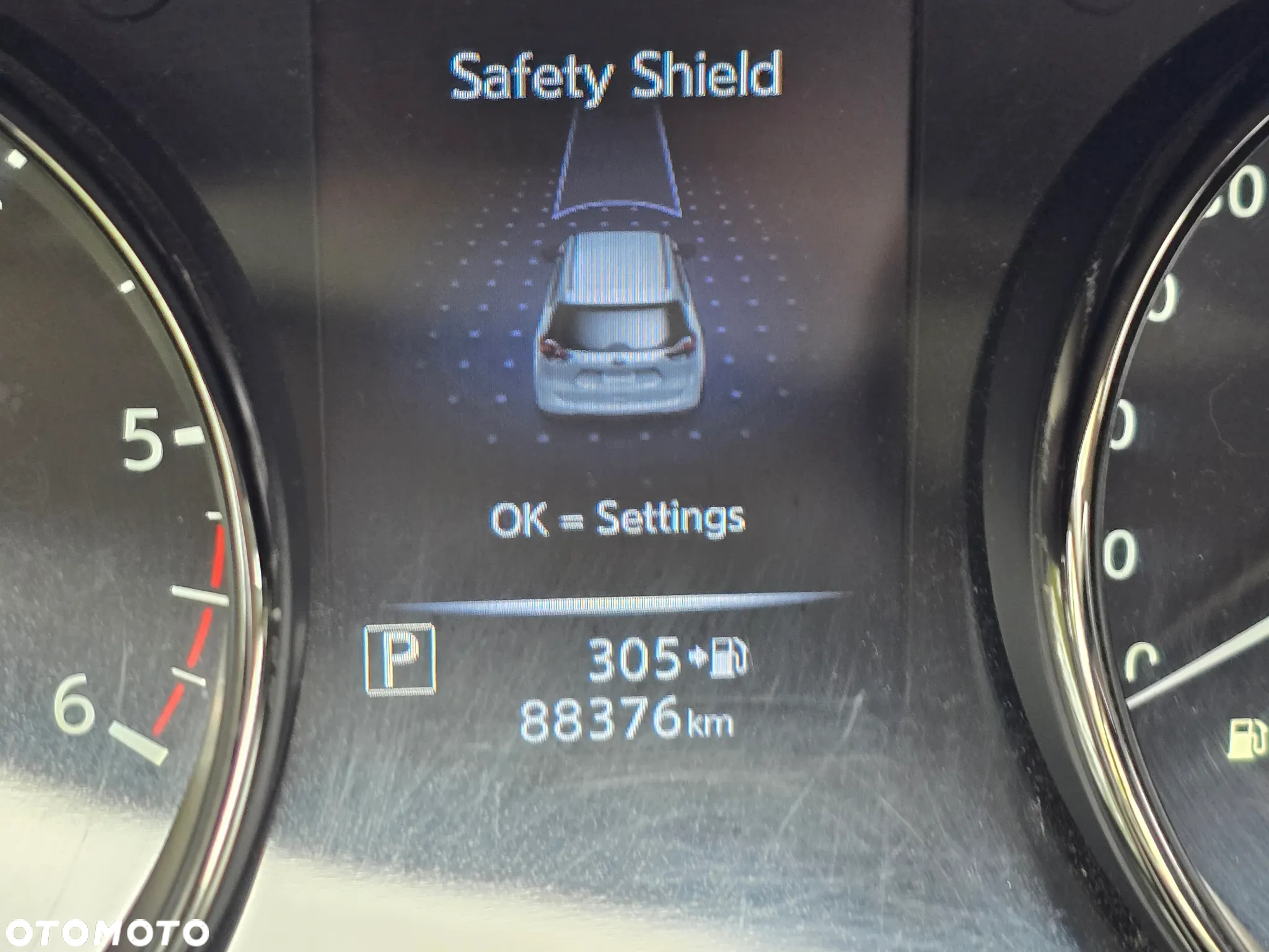 Nissan X-Trail 2.0 dCi ALL-MODE 4x4i Xtronic Tekna - 33