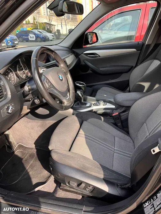 BMW X1 xDrive28i Aut. Sport Line - 7
