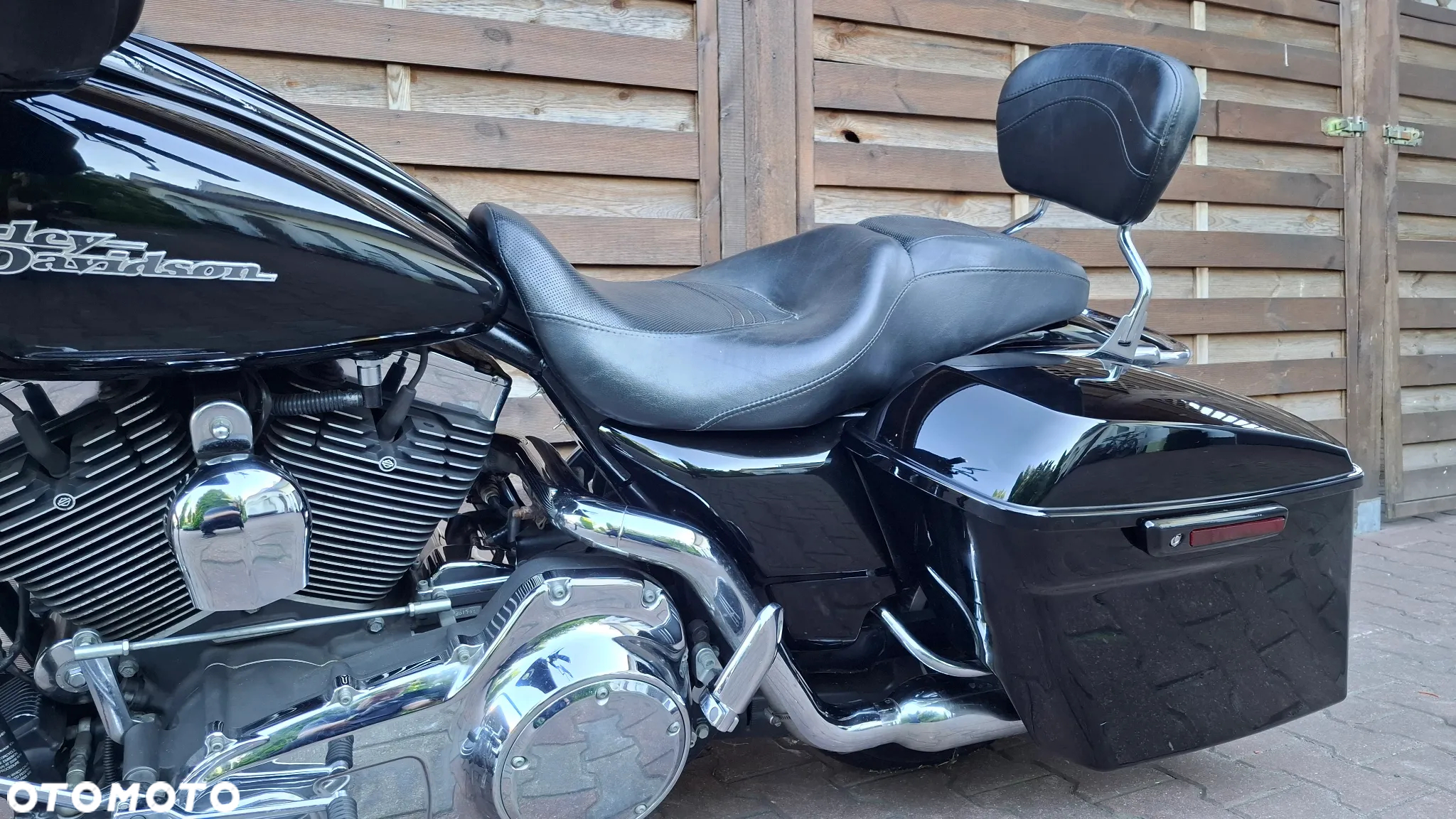 Harley-Davidson Touring Street Glide - 18