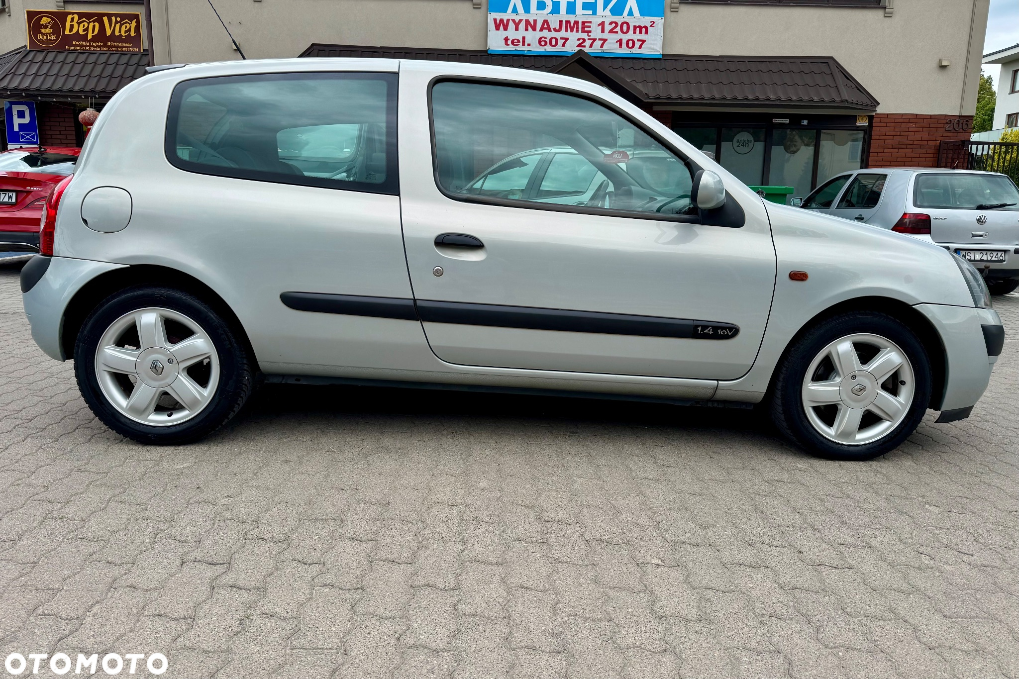 Renault Clio 1.4 16V Privilege - 6