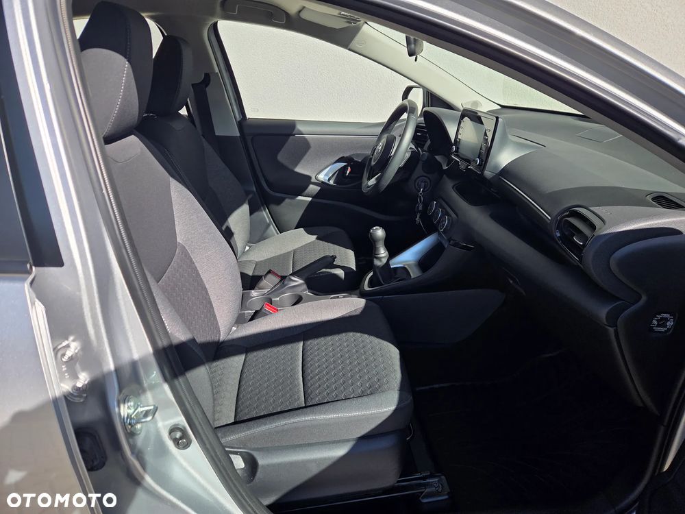 Toyota Yaris - 11