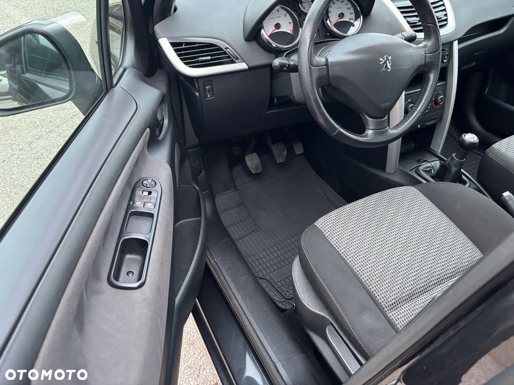 Peugeot 207 120 VTi Premium - 13