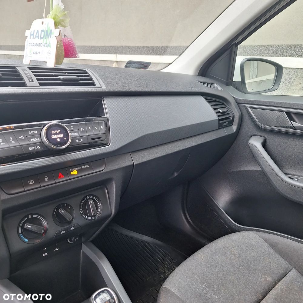 Skoda Fabia - 5