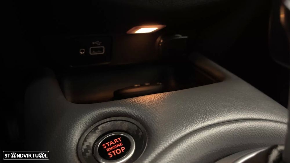 Nissan Juke 1.0 DIG-T N-Design C.Two Tone B.DCT - 40