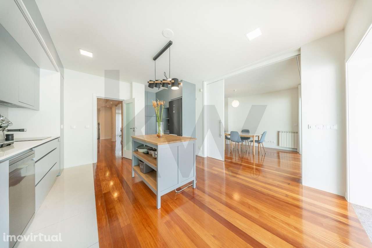 Moradia T4 em Dume, junto ao Estádio do Braga - Grande imagem: 4/42