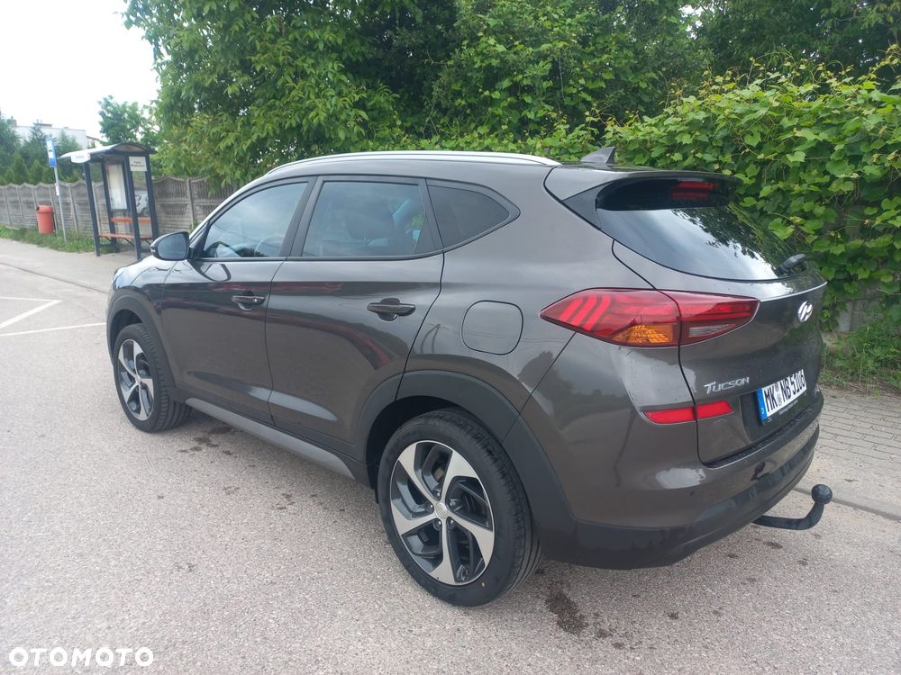 Hyundai Tucson blue 1.6 GDi 2WD Navi - 6