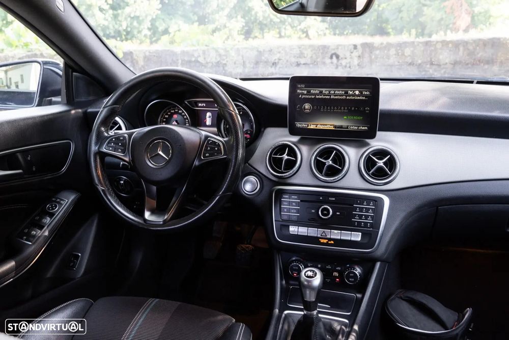 Mercedes-Benz CLA 180 d - 22