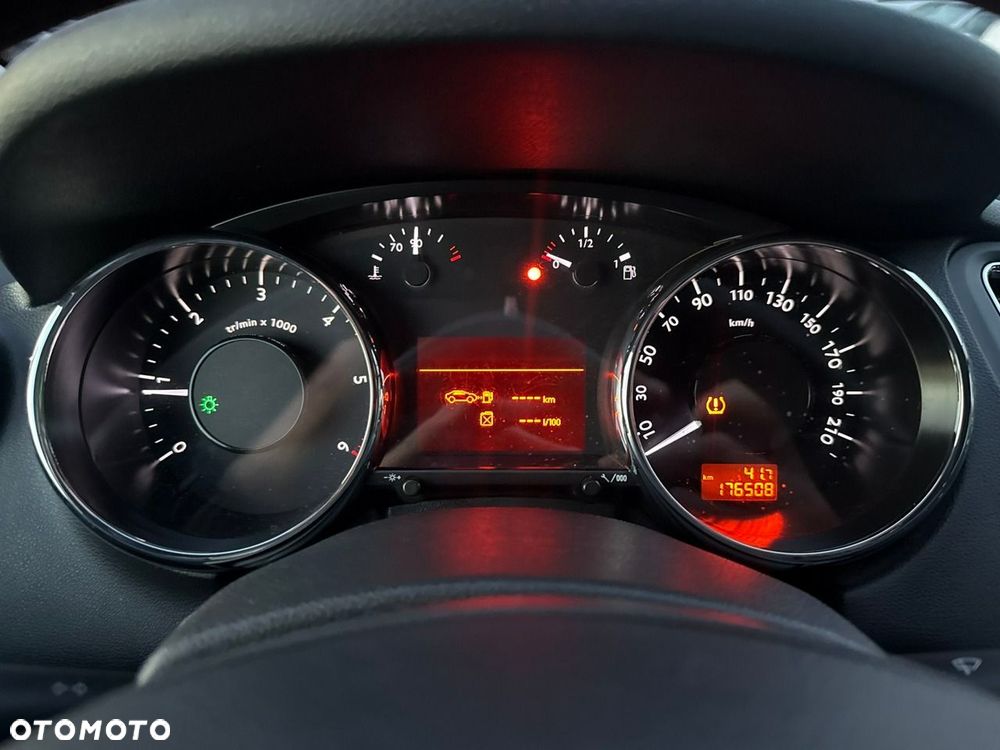 Peugeot 5008 2.0 BlueHDi Allure - 21