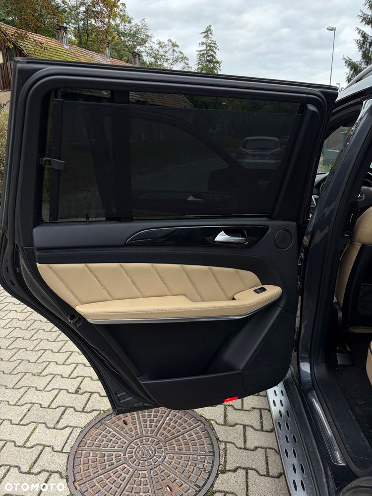 Mercedes-Benz GL 500 4Matic (BlueEFFICIENCY) 7G-TRONIC - 11