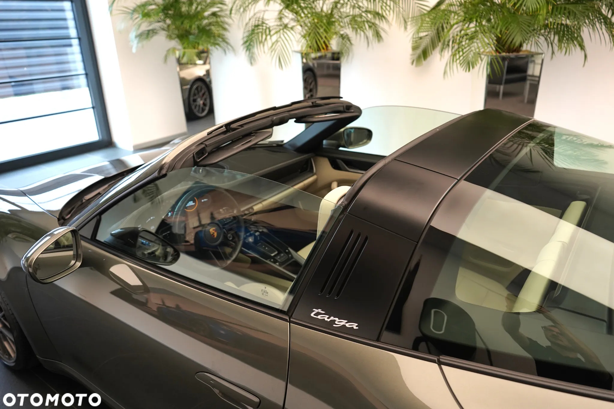 Porsche 911 Targa 4S - 33