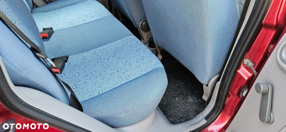 Fiat Panda 1.1 Active dla kobiet - 22