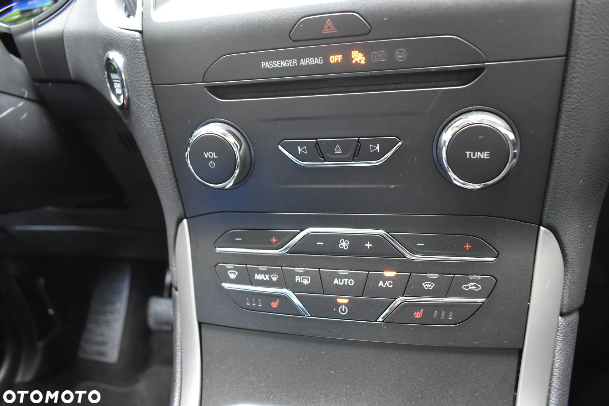 Ford S-Max 2.0 TDCi Trend - 34