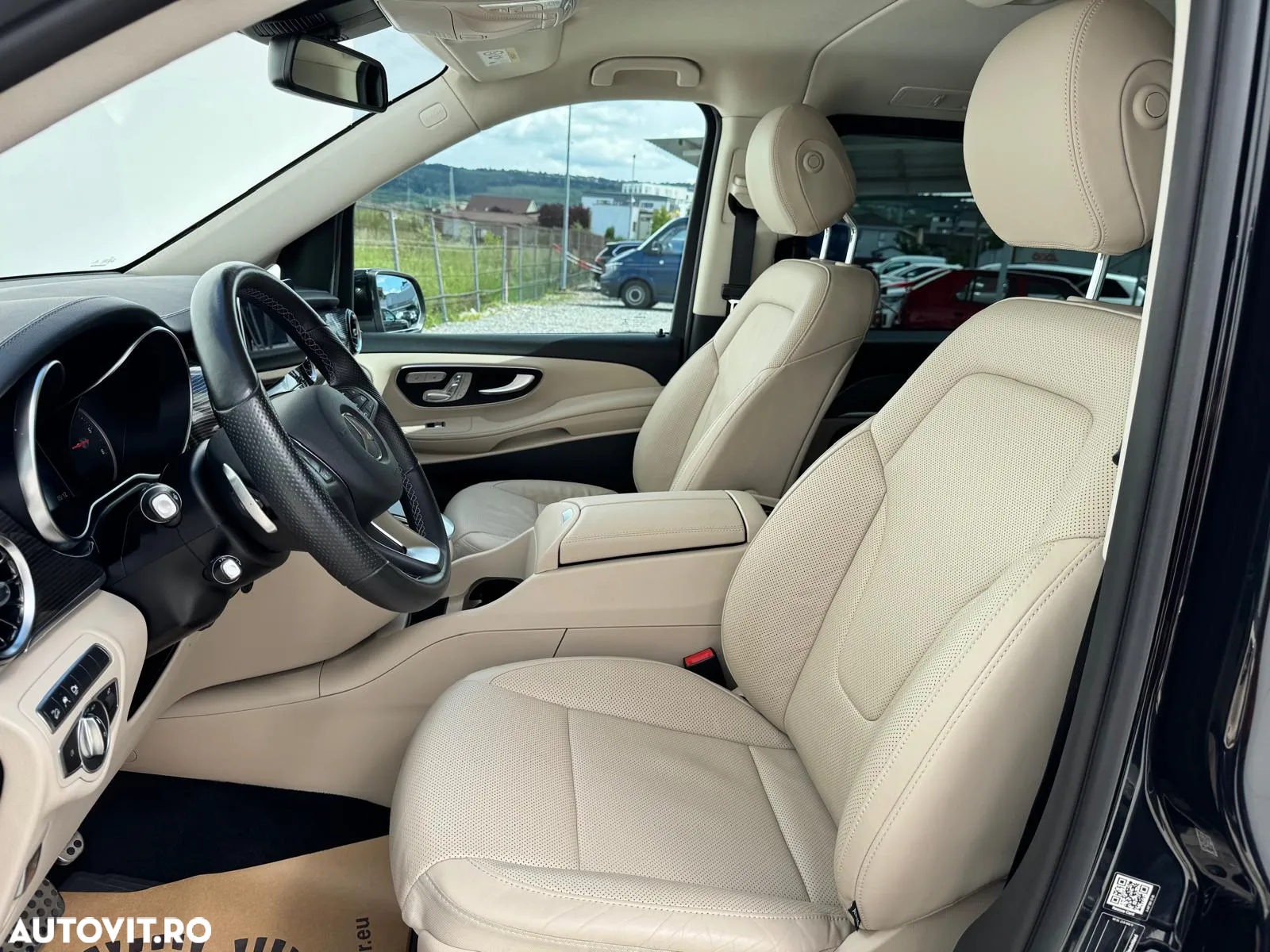 Mercedes-Benz V 300 d Combi Lung 237 CP AWD 9AT - 40