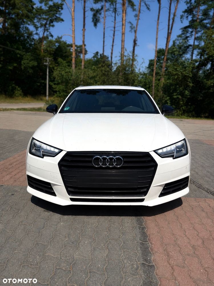 Audi A4 Avant - 1