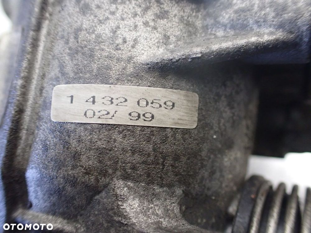 PRZEPUSTNICA BMW E46 1.9 - 8