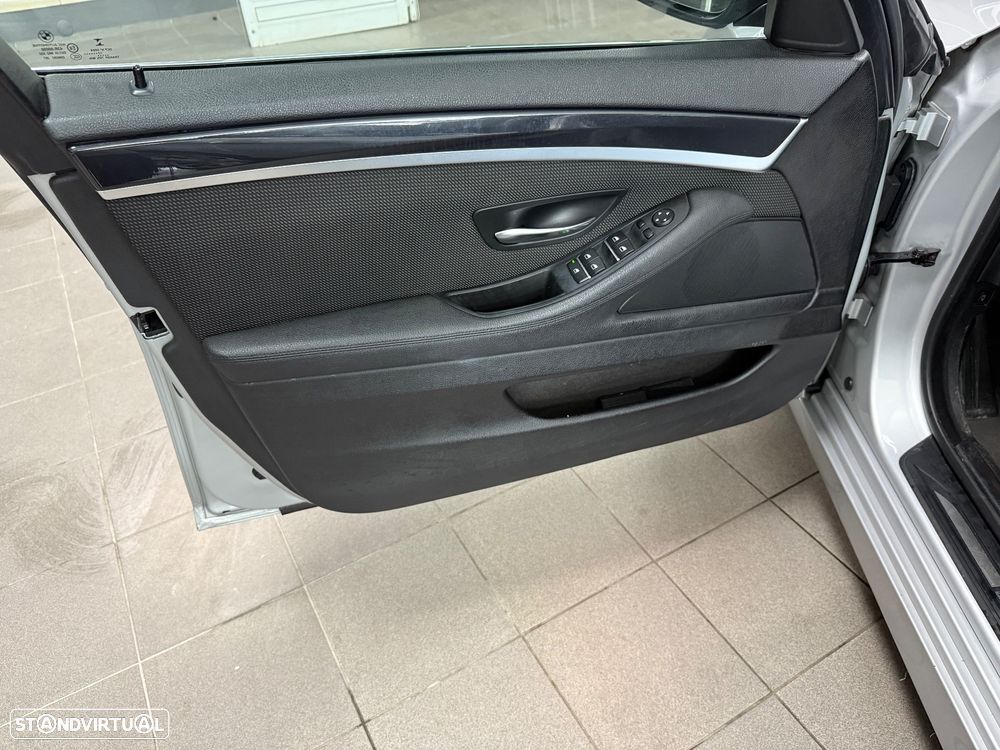 BMW 520 d Sport-Aut. - 16