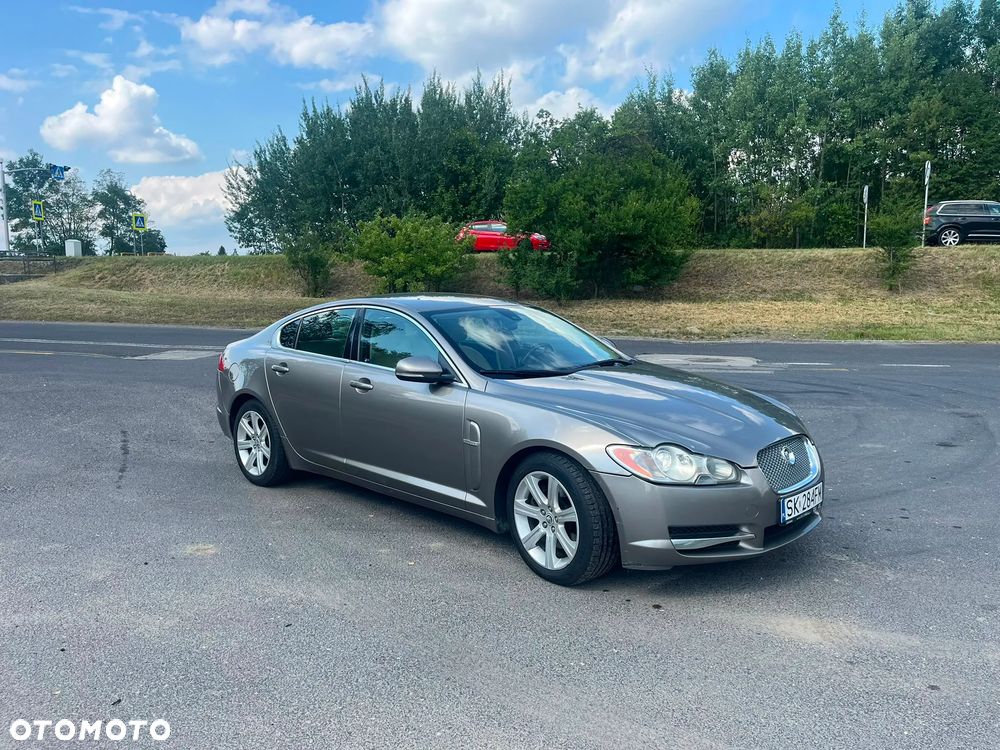 Jaguar XF 3.0 V6 D Luxury - 6