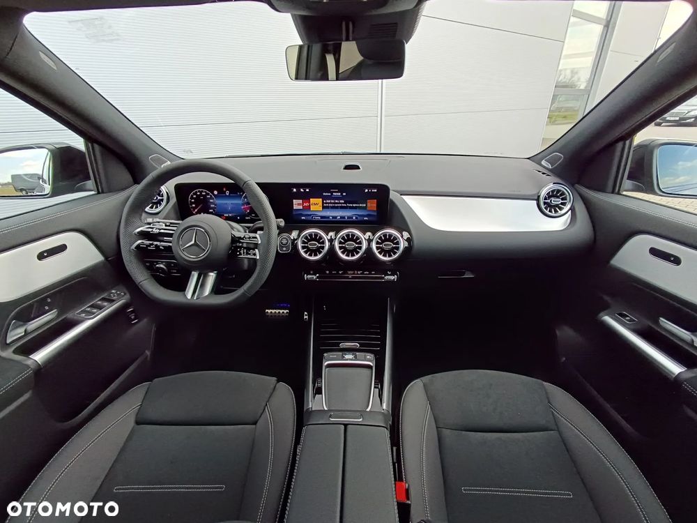 Mercedes-Benz GLA 220 mHEV 4-Matic AMG Line 8G-DCT - 7