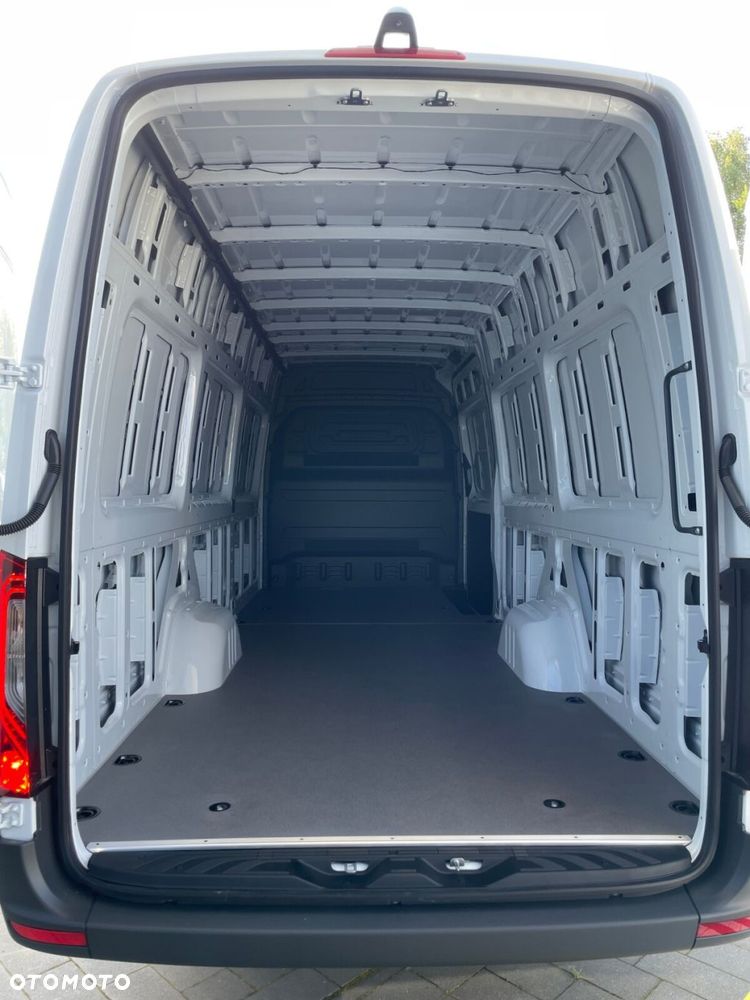 Mercedes-Benz Sprinter 319 CDI 190 KM Reflektory LED extra long - 7