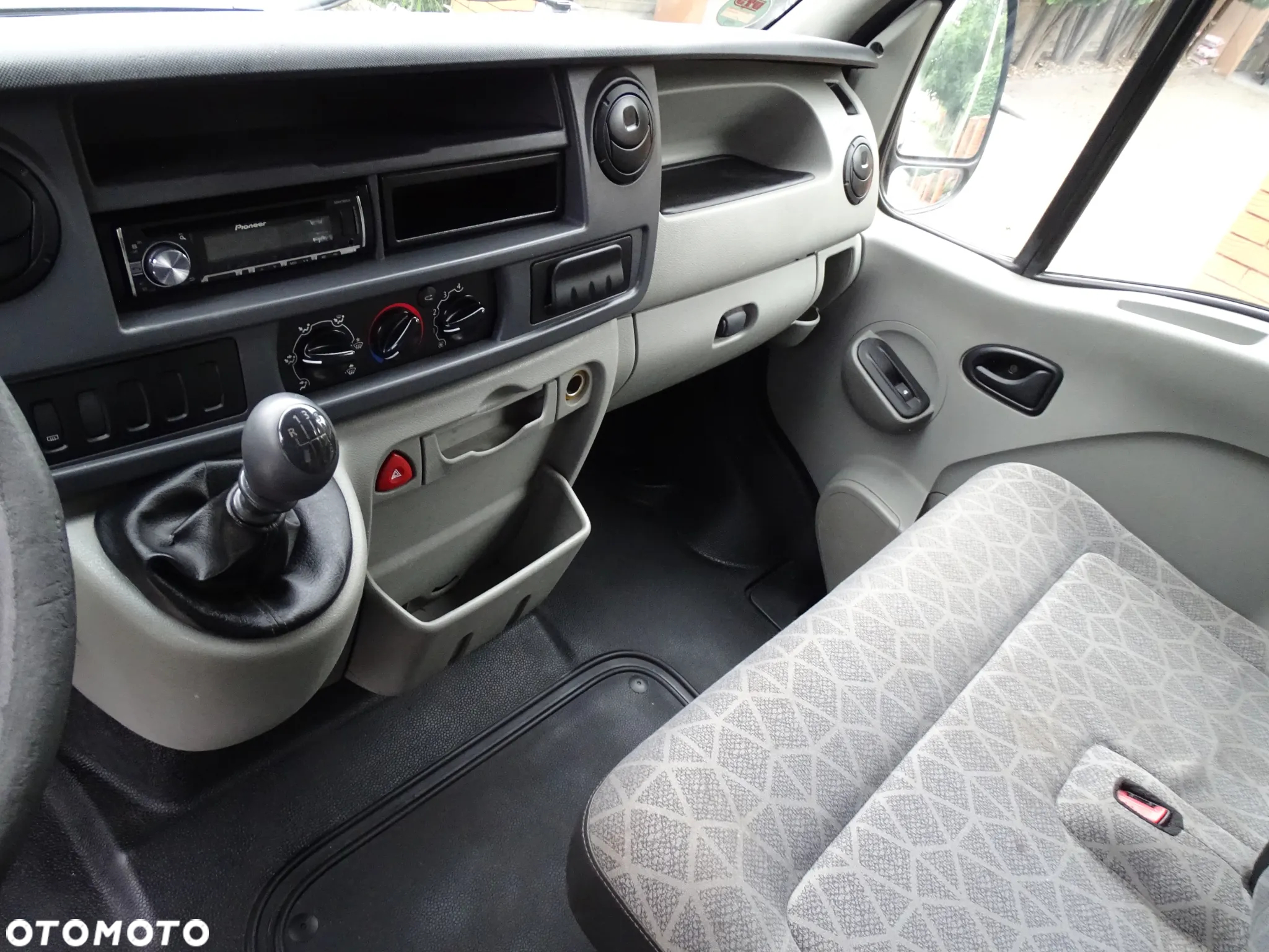 Renault MASTER 2,5 DCI -120 KONI , L2 H2 , CAŁY W ORYGINALE !- dokumenty na przebieg ! -ALU-BAGAŻNIK DACHOWY, - 8