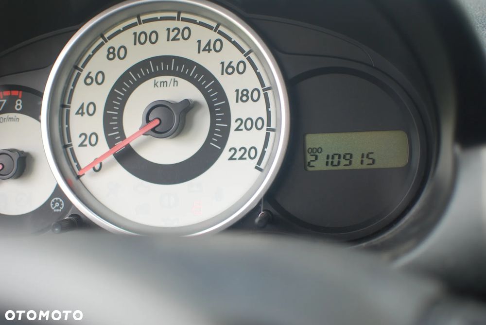 Mazda 2 1.3 Comfort - 8