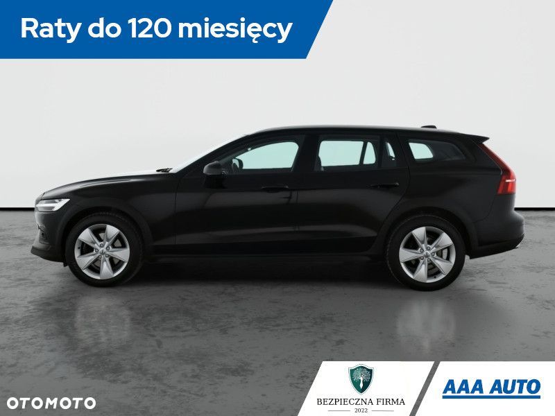 Volvo V60 Cross Country - 4