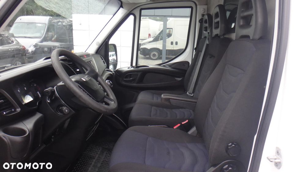 Iveco 35s18 - 9