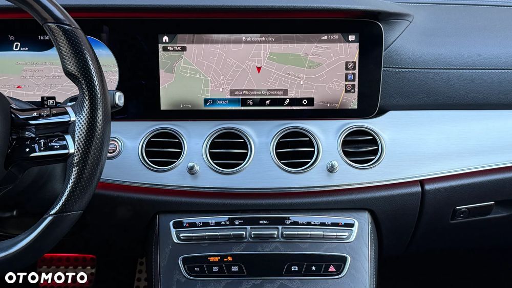 Mercedes-Benz Klasa E 220 d 4-Matic AMG - 32