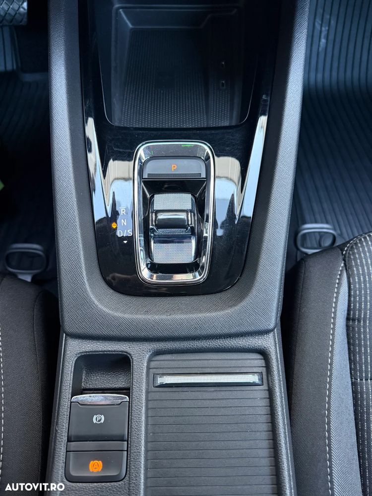 Skoda Octavia 2.0 TDI DSG Ambition - 38