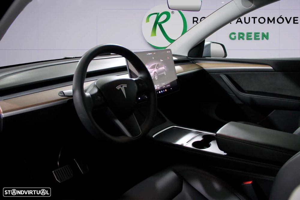 Tesla Model Y Standard - 7